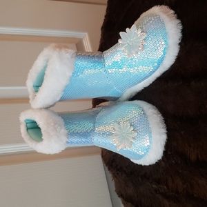 Girls Disney Frozen 2 Sequin Bootie/Slippers Size 9/10 Toddler Girl.
